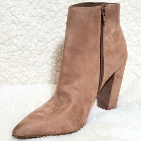Tan Suede Booties Women's Size 9 M - Picture 3 of 5